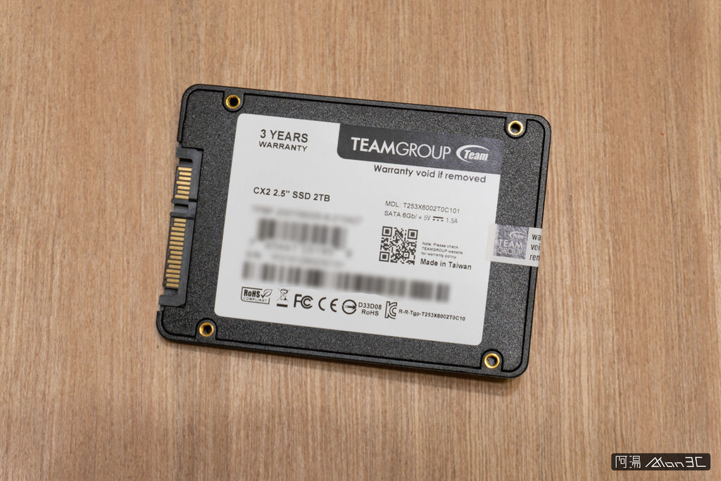 「評測。開箱」Team CX2 2TB – 老電腦升級利器，入門 SATA SSD 好選擇