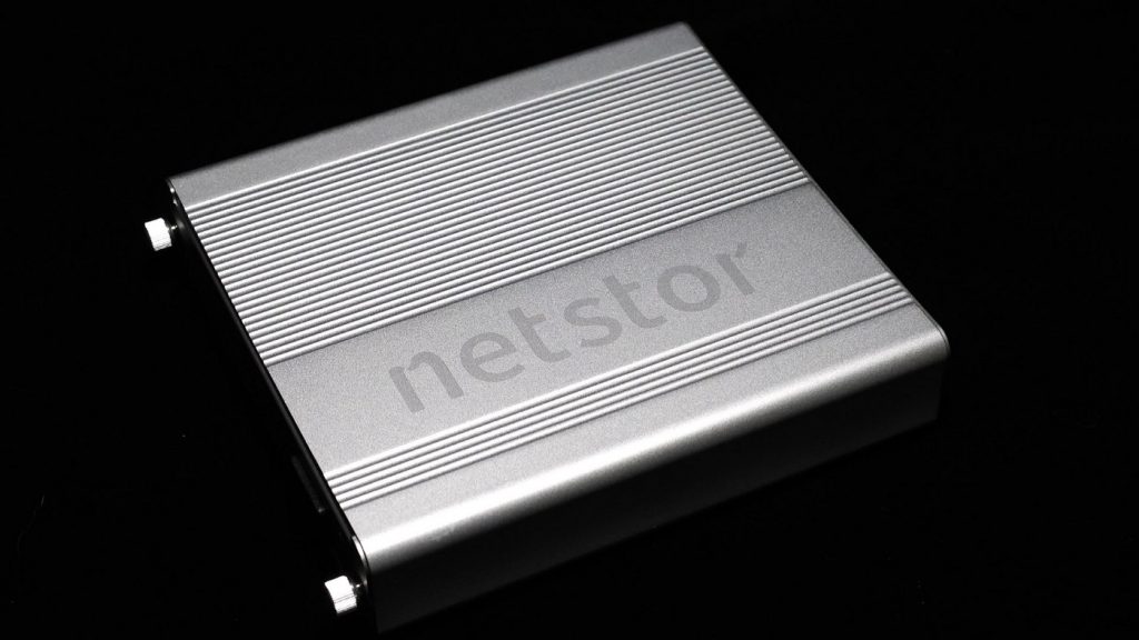獨家秘技，單條速度即可達 1500MB/s　Netstor NA622TB3 搭配 P5 Plus 8TB SSD 外接實作