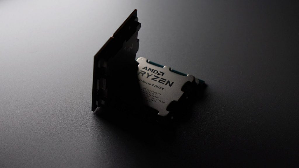 幫家人電腦從上一代頂級升級到這一代頂級！AMD Ryzen 9 7950X升級評測