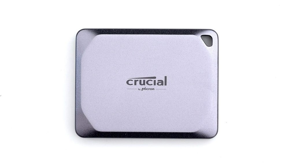 輕巧的 10Gbps 固態硬碟　開箱評測 Crucial X9 Pro