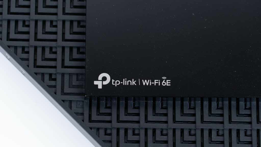 「開箱」TP-Link Archer AXE75 – WiFi 6E 路由器終於來啦！